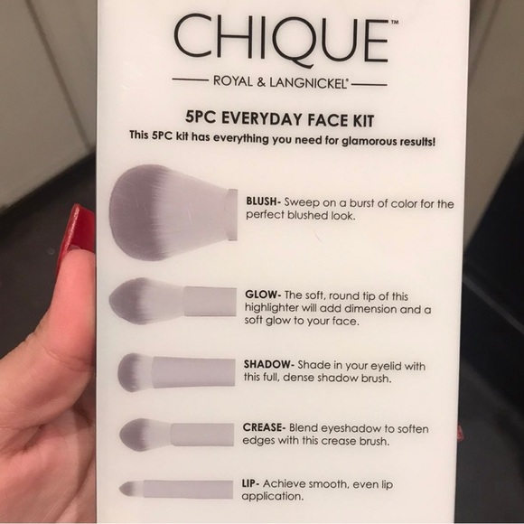 Makeup brushes - Picture 2 of 2